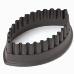 Paderno World Cuisine Emporte-pièce Ovale cannelé PA+ 14,7 cm par 5 cm
