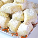 GATEAUX FONDANTS À LA NOIX DE COCO RECETTE FACILE ET RAPIDE POUR L'AID - AVEC PEU D'INGRÉDIE...